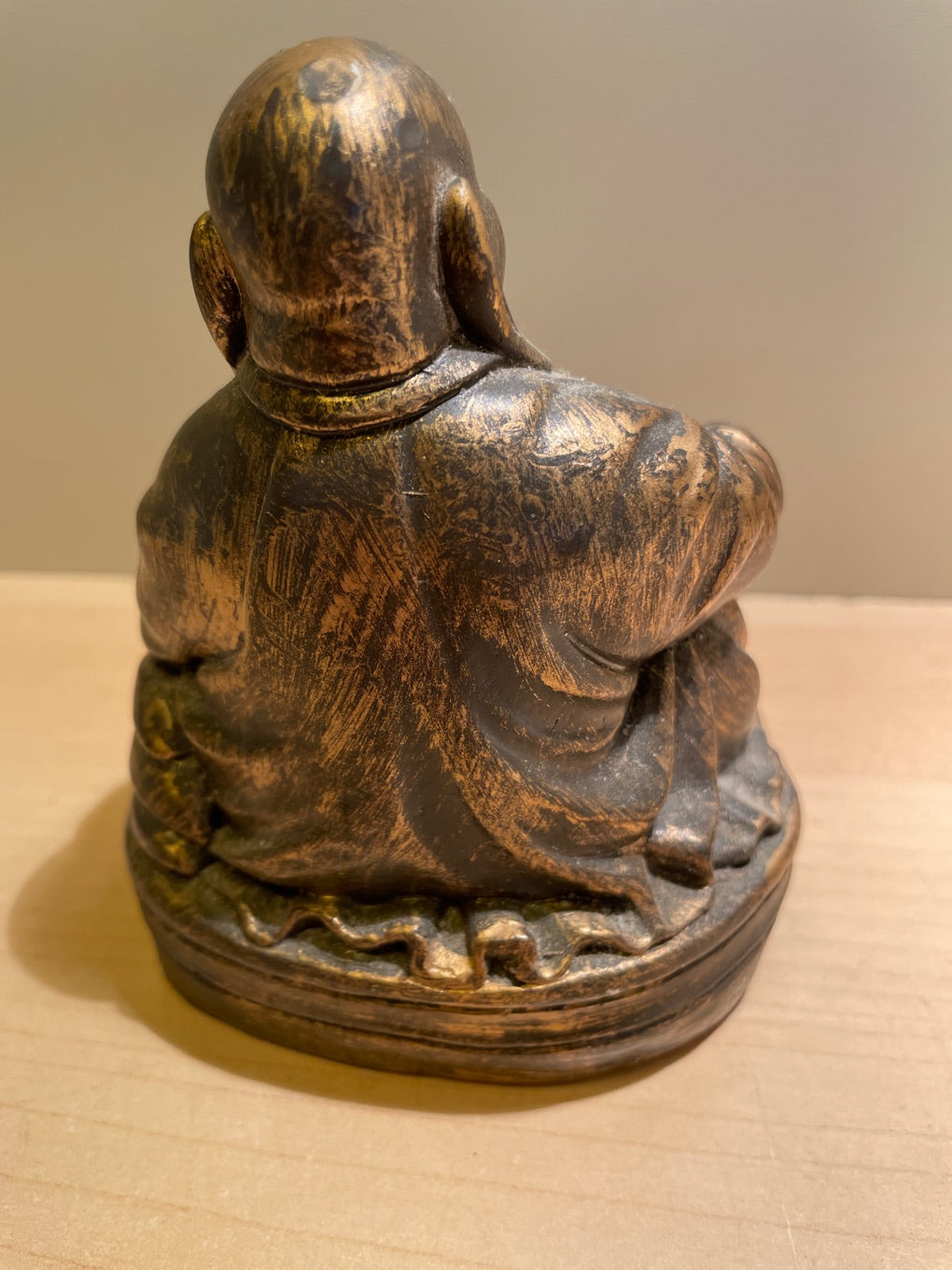 Glad Buddha
